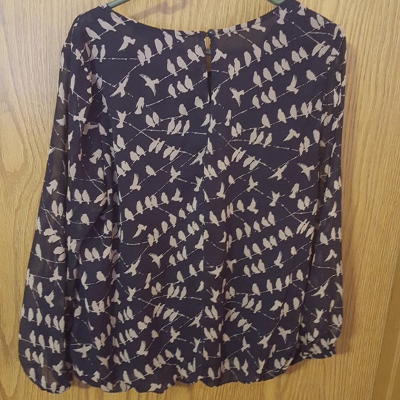 Top - Picture 2 of 2